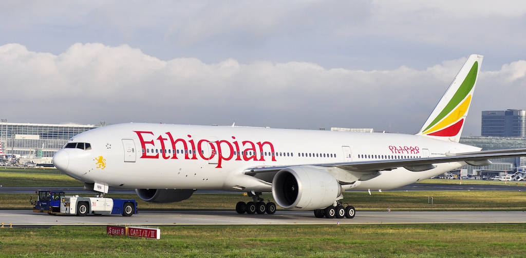 Ethiopian Airlines places order for 10 Q400