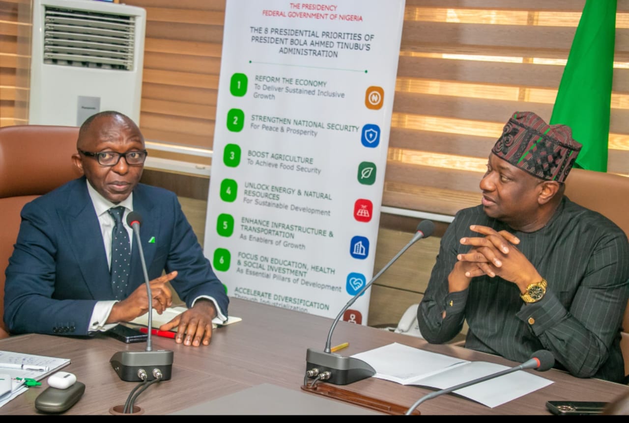 Keyamo Hosts MOFI, Qatari Investors on Strategic Aviation Collaboration