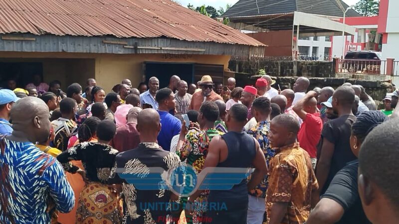 United Nigeria Airlines Extends Relief to Ogidi Flood Victims, Donates N5 Million, Food