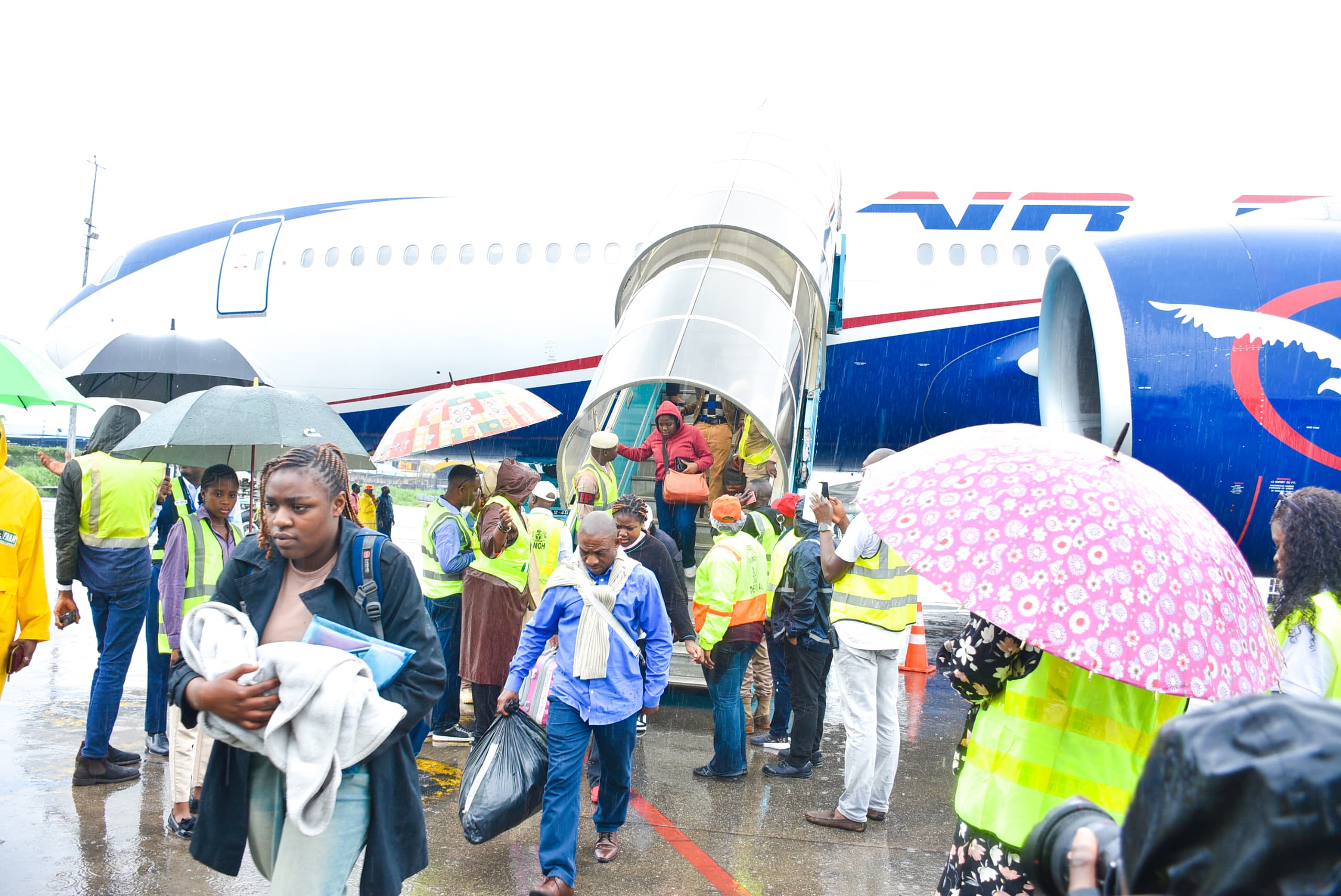 Air Peace Repatriates 271 More Nigerians from South Africa, Total Evacuees Rise to 533