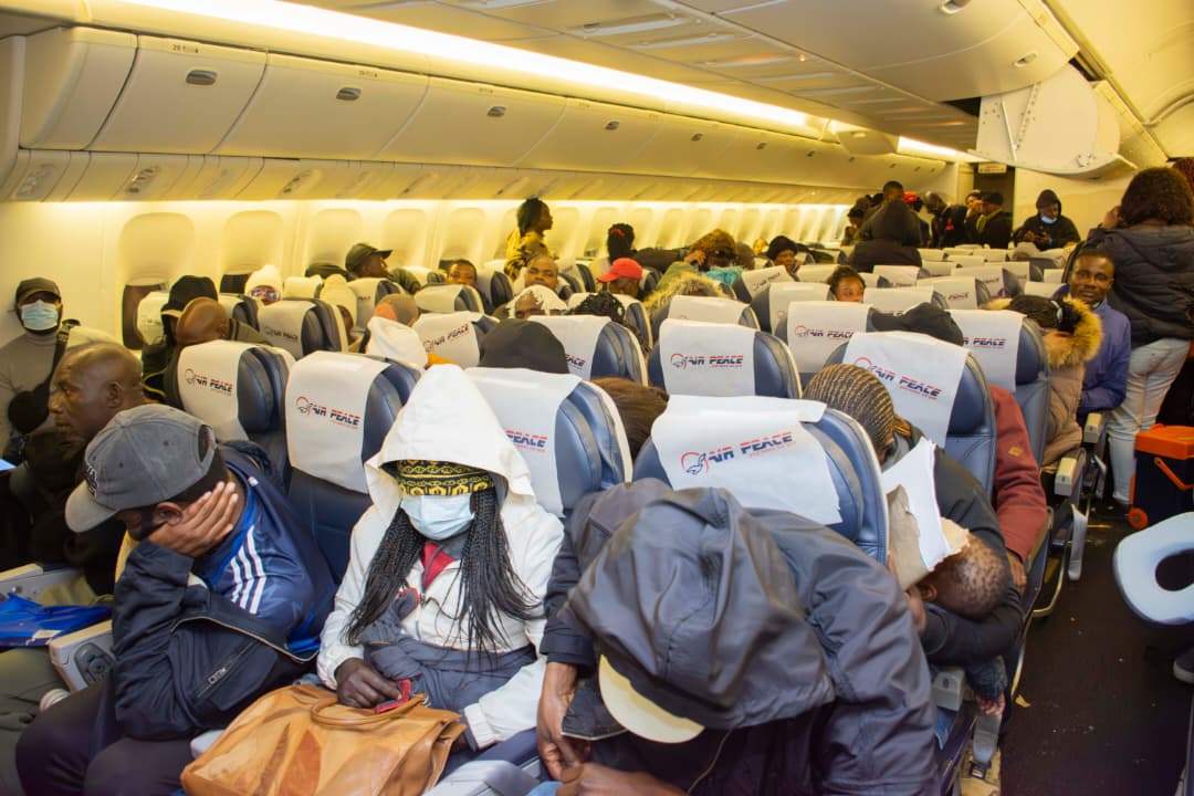 Air Peace Completes Fourth South Africa Evacuation, Repatriates 1,085 Nigerians