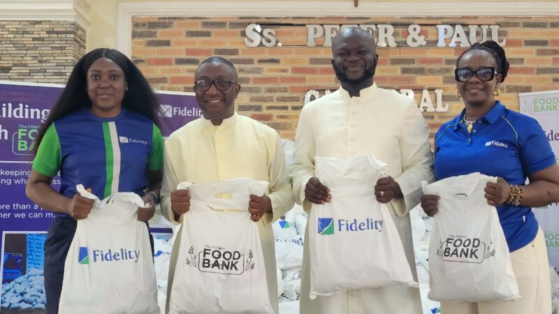 Fidelity Bank Distributes 2,000 Food Packs to Abeokuta Residents, Deepens Food Security Drive